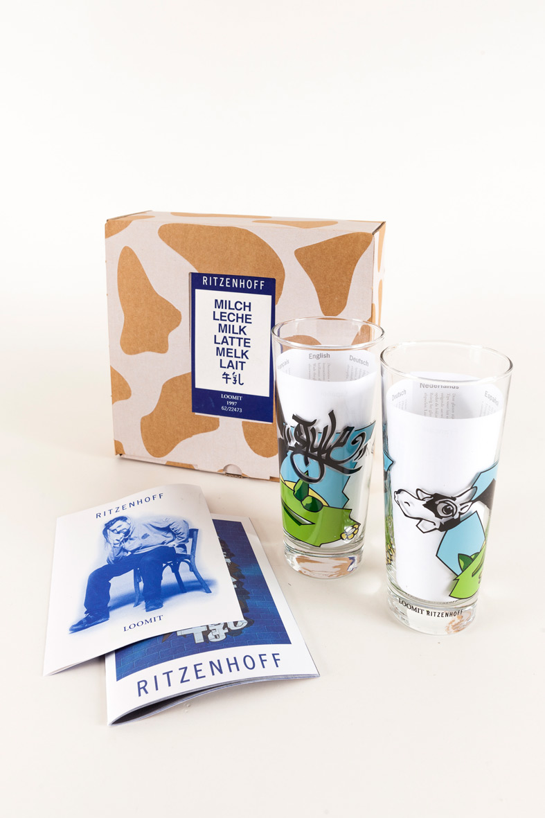 Loomit | "Corporate Cow" 62/22473 | Ritzenhoff Milk Graffiti Collection Spring 1997 | Limited Edition Box with two glasses, artist and Ritzenhoff info booklet